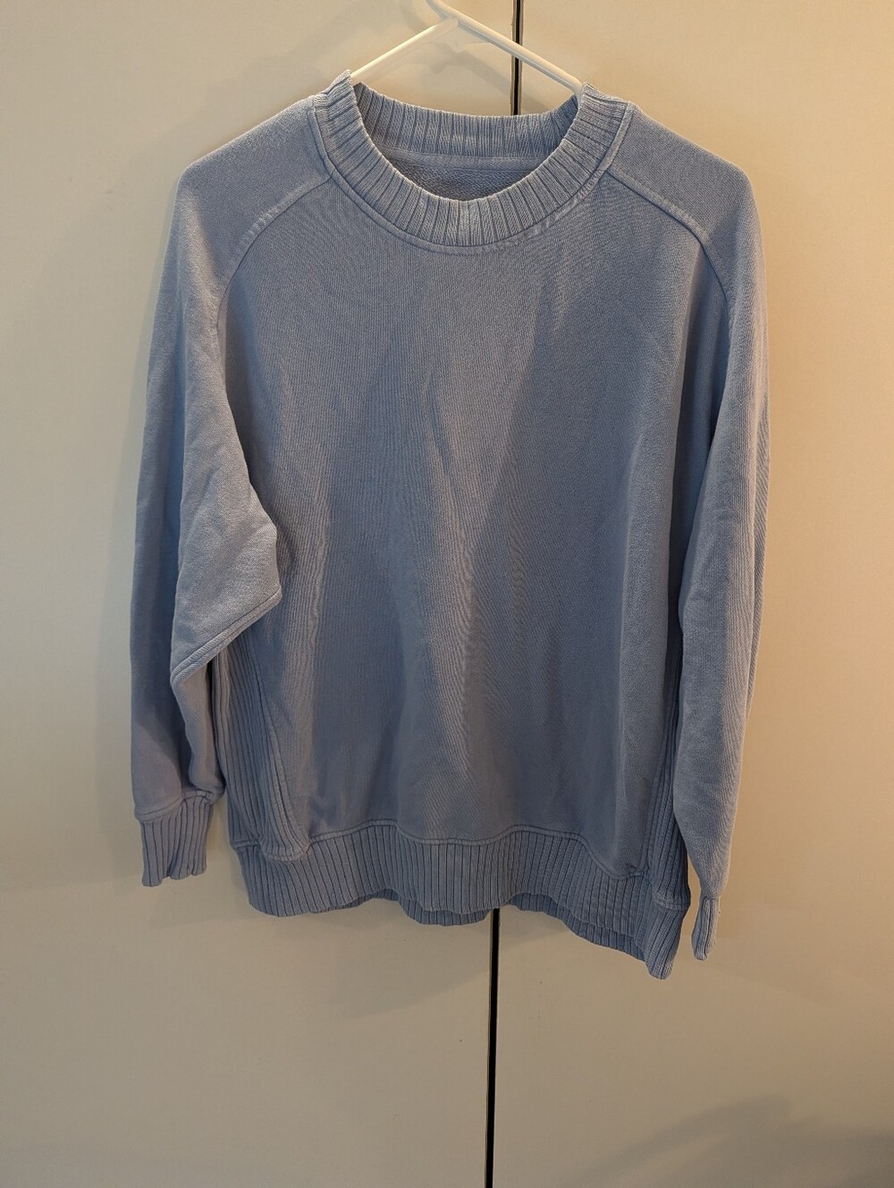 Aerie Woman's XS Light Blue Crewneck Women's Sweatshirt